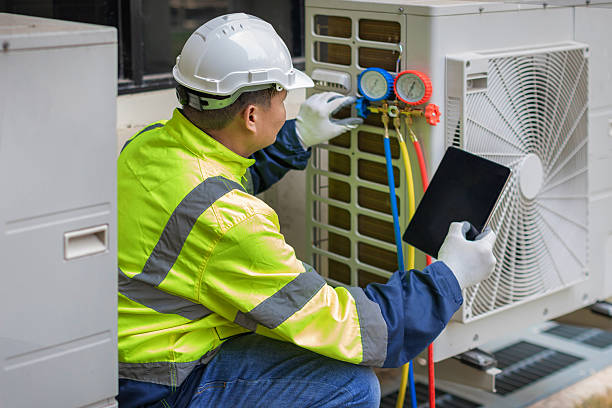 Professional Hvac Installation technician working in Gibson Island, MD